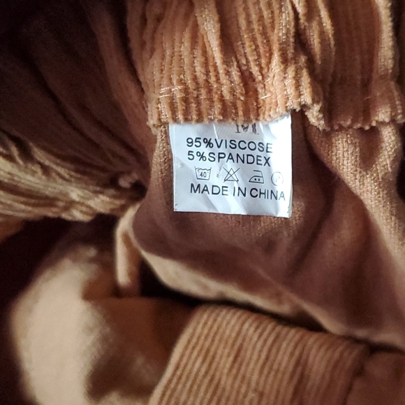 Light brown/tan faux corduroy mini skirt - Picture 4 of 4